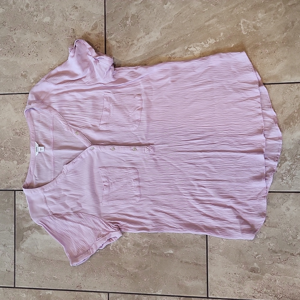 3/$12 Sonoma vneck short sleeve rayon button top